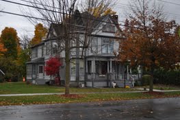 Queen Anne house